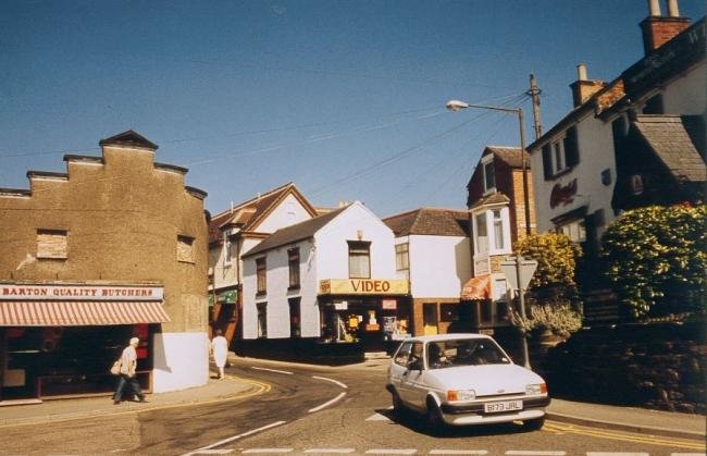Photograph of Chapel Street (c.1992)